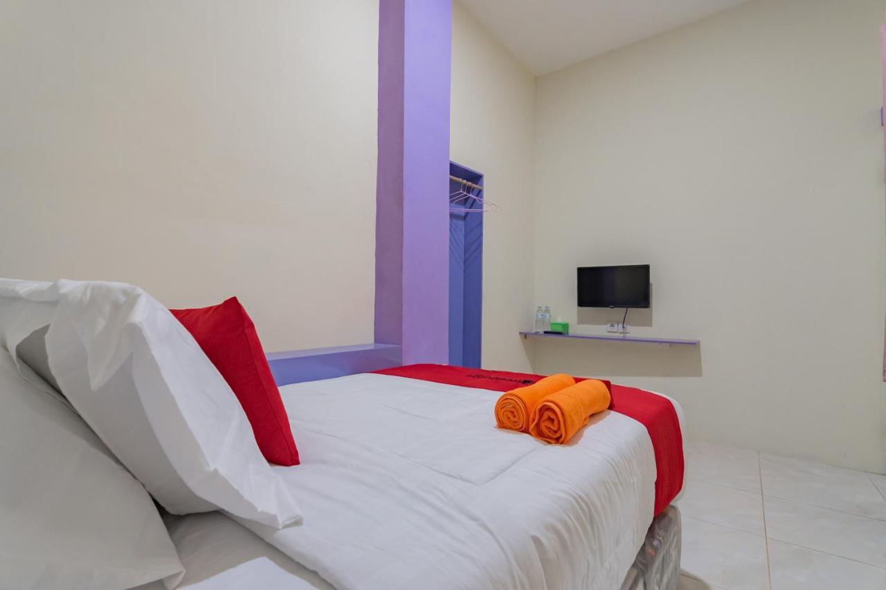 Reddoorz Near Trans Studio Bandung 3 Екстериор снимка